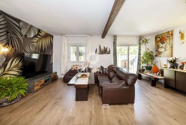 3 soverom Kjedet enebolig til salgs i Bel-Air, Estepona med svømmebasseng garasje - € 430 000 (Ref: 9753639)