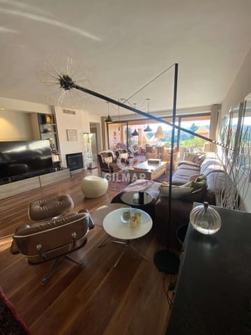 3 makuuhuone Kattohuoneisto myytävänä paikassa El Paraiso, Estepona mukana uima-altaan 
autotalli - 835 000 € (Ref: 9756736)