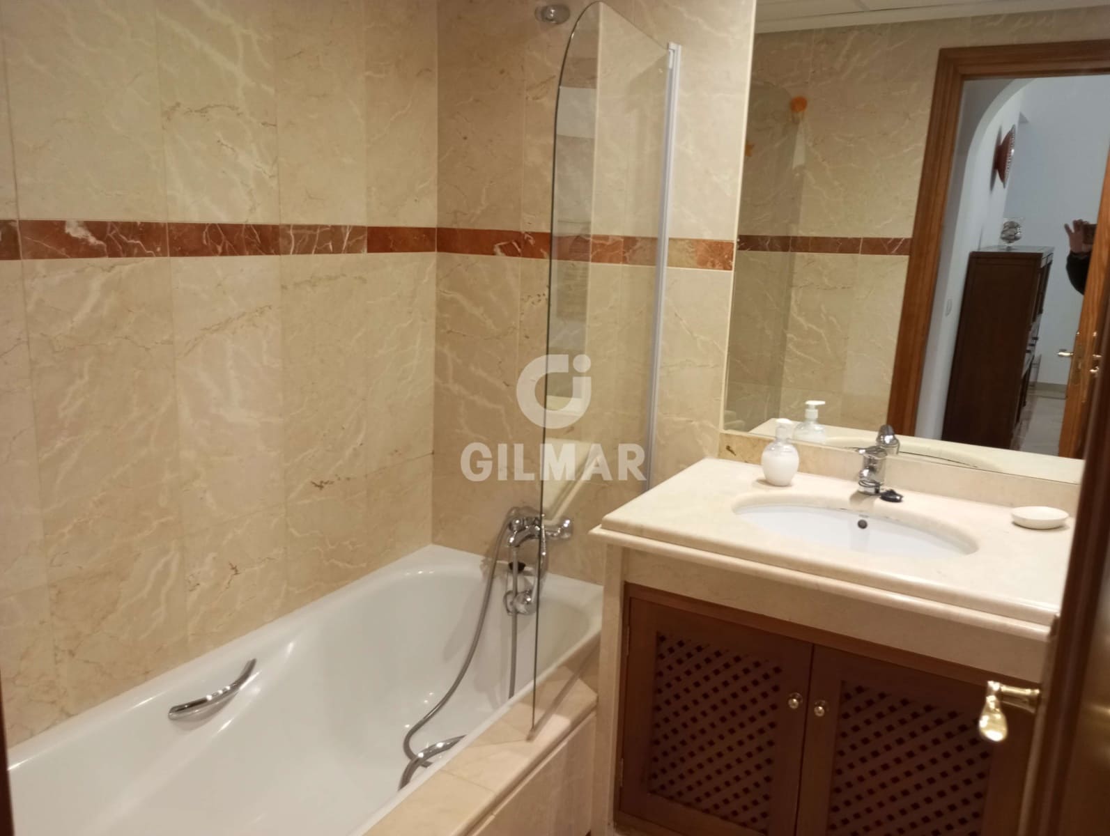 2 sypialnia Mieszkanie na sprzedaż w Costalita z basenem garażem - 450 000 € (Ref: 9756737)