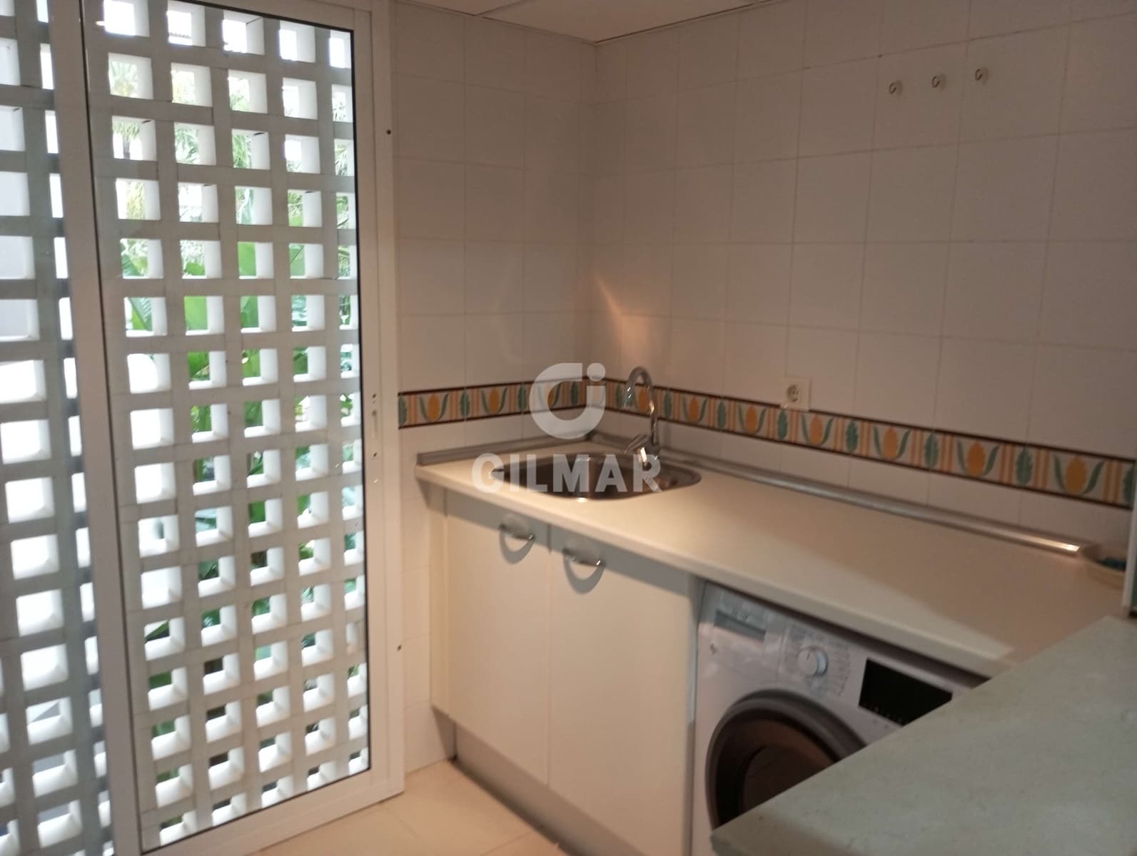 2 sypialnia Mieszkanie na sprzedaż w Costalita z basenem garażem - 450 000 € (Ref: 9756737)