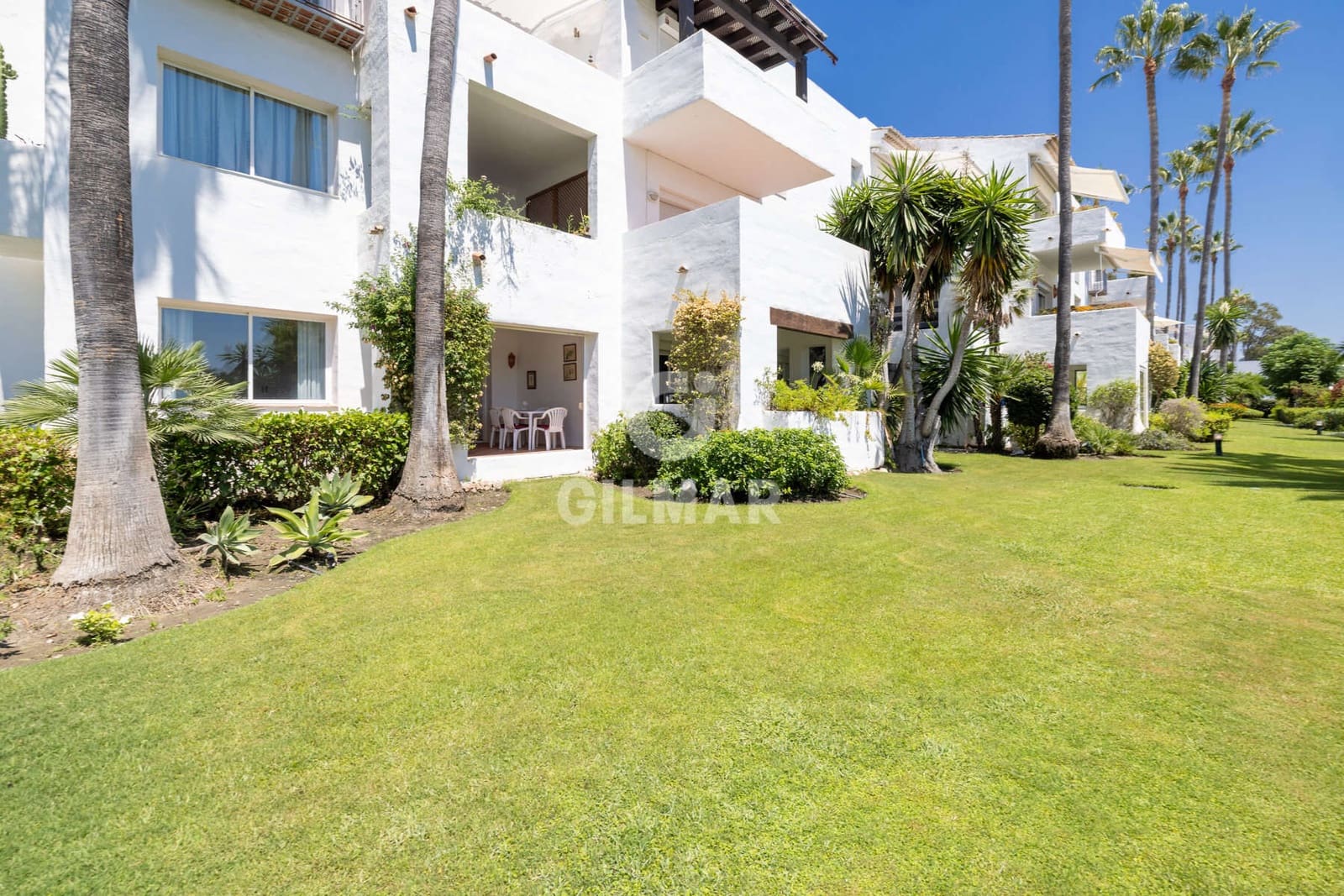 2 sypialnia Mieszkanie na sprzedaż w Costalita z basenem garażem - 450 000 € (Ref: 9756737)