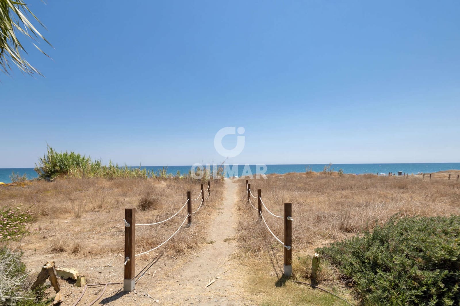 2 sypialnia Mieszkanie na sprzedaż w Costalita z basenem garażem - 450 000 € (Ref: 9756737)