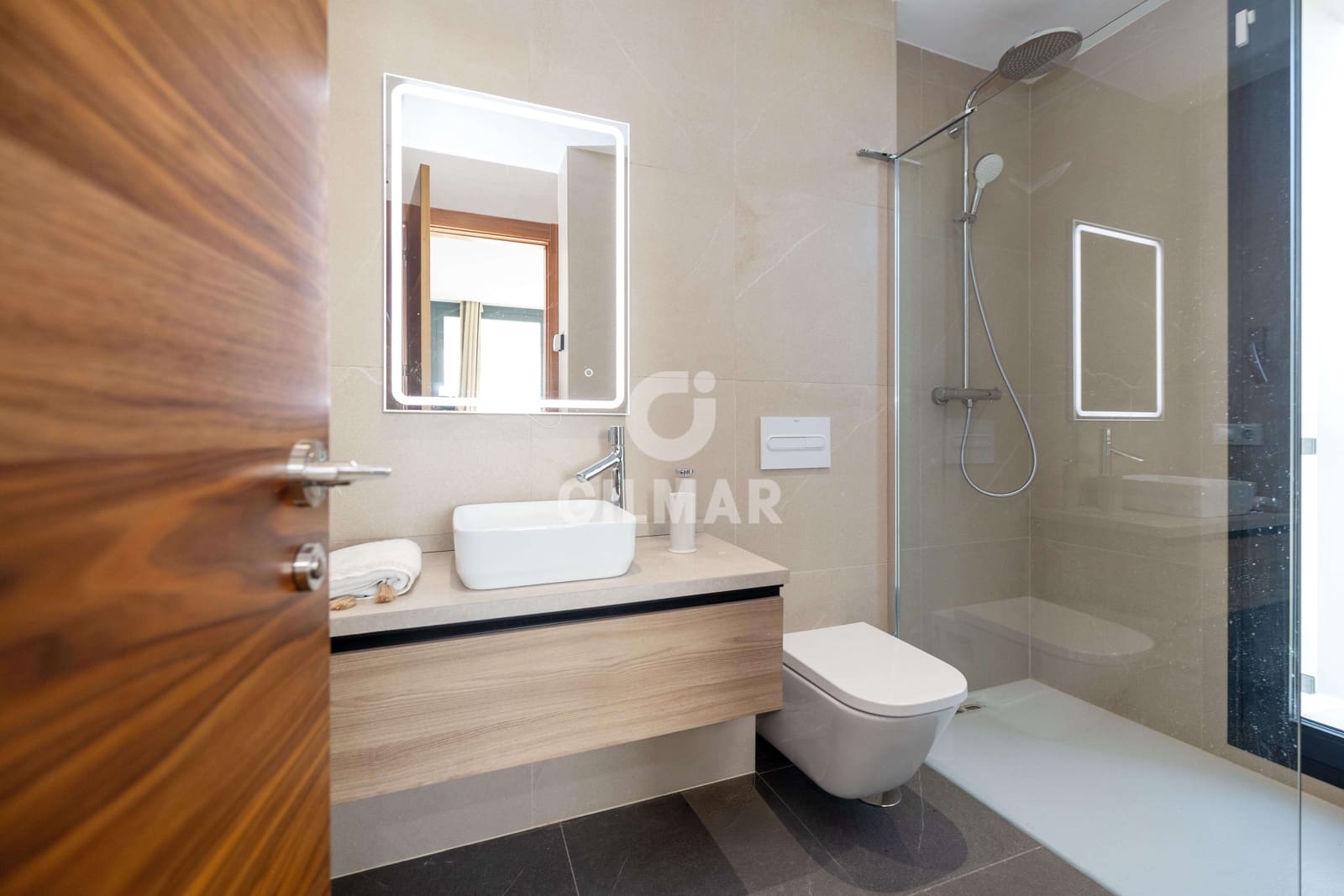 3 makuuhuone Huvila myytävänä paikassa Estepona mukana uima-altaan - 1 440 000 € (Ref: 9756738)