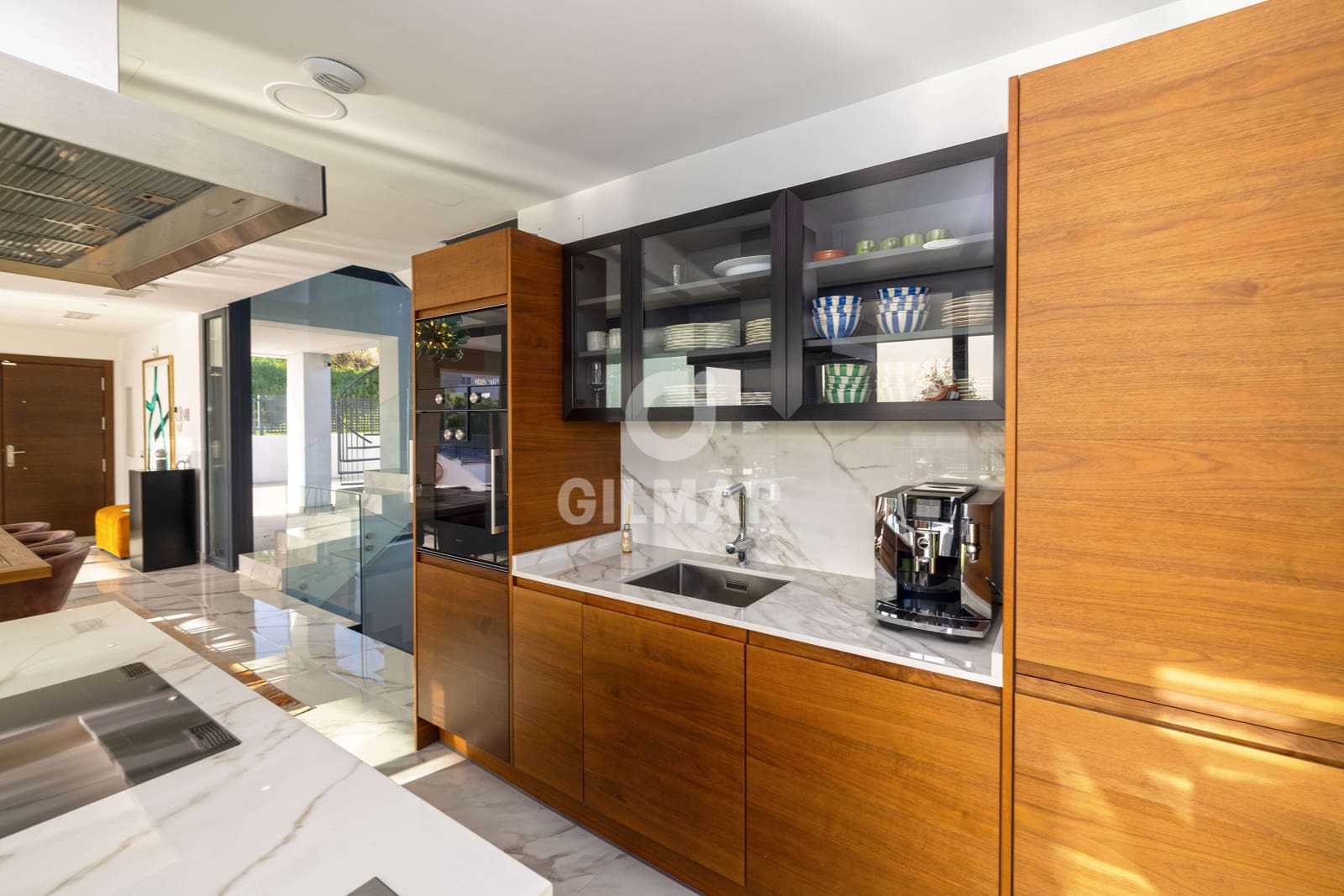 3 makuuhuone Huvila myytävänä paikassa Estepona mukana uima-altaan - 1 440 000 € (Ref: 9756738)