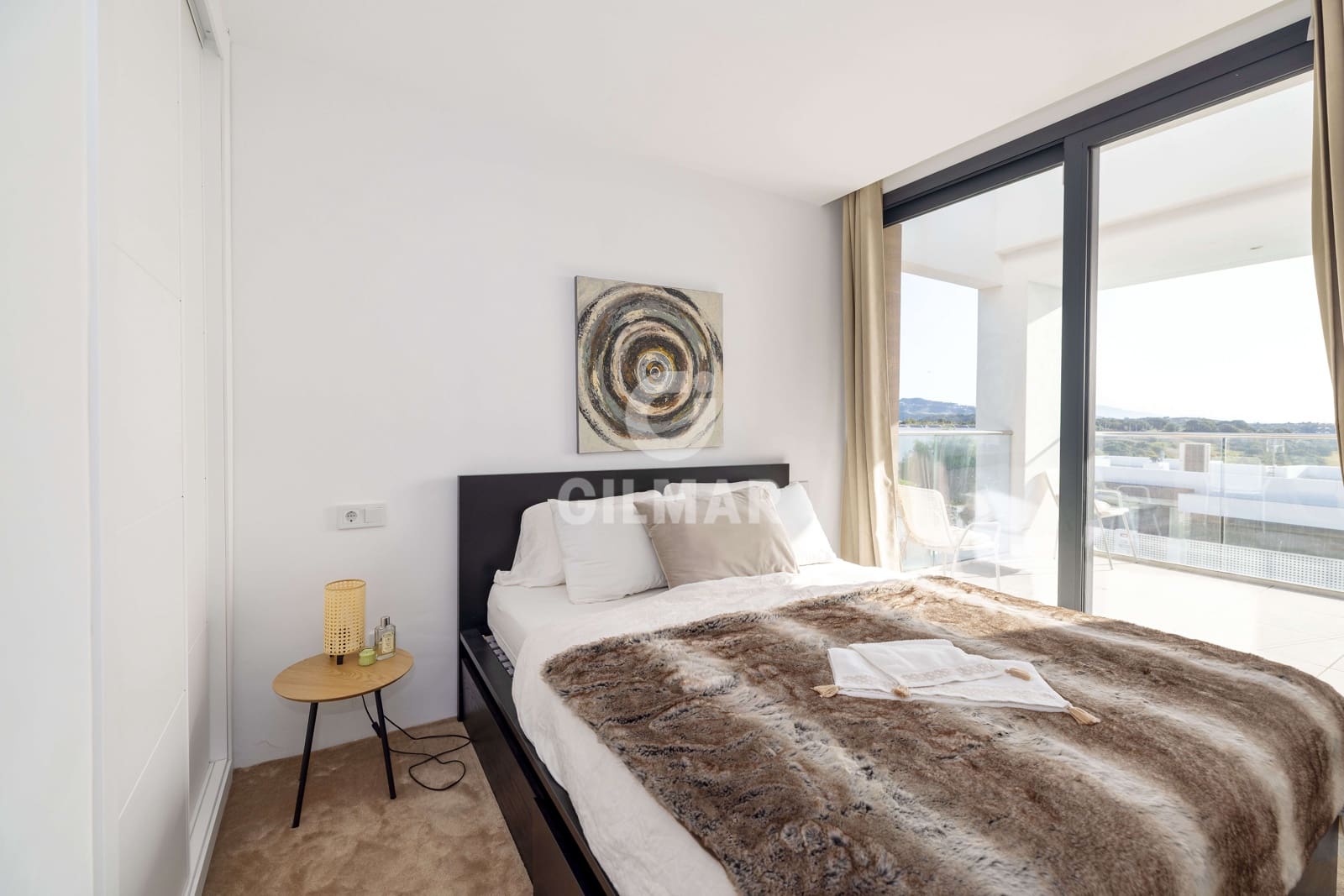 3 makuuhuone Huvila myytävänä paikassa Estepona mukana uima-altaan - 1 440 000 € (Ref: 9756738)