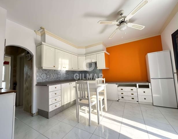 1 slaapkamer Flat te koop in Los Cristianos, Arona met zwembad - € 231.000 (Ref: 9761518)