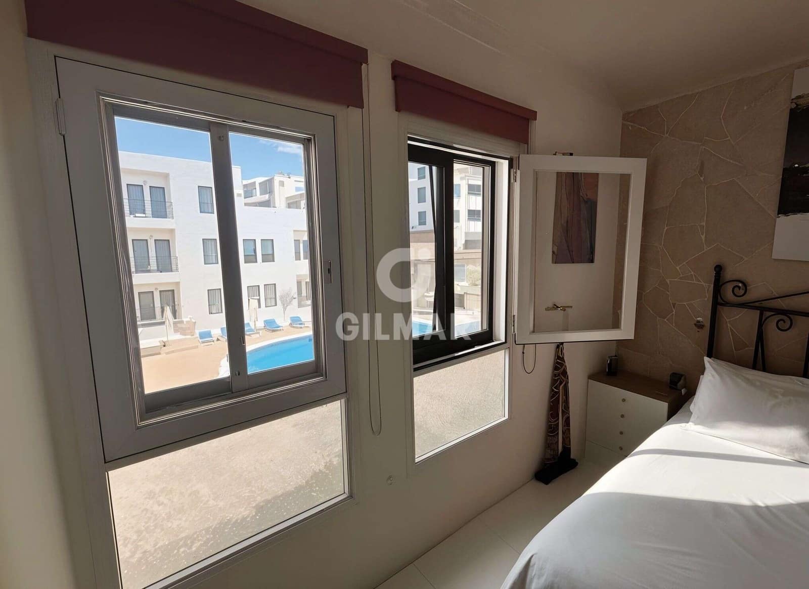 1 slaapkamer Flat te koop in Los Cristianos met zwembad - € 231.000 (Ref: 9761518)