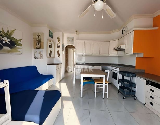 1 slaapkamer Flat te koop in Los Cristianos, Arona met zwembad - € 231.000 (Ref: 9761518)