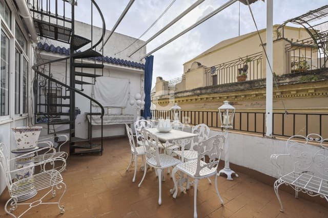 3 bedroom Flat for sale in San Bartolomé, Seville city with garage - € 950,000 (Ref: 9771007)