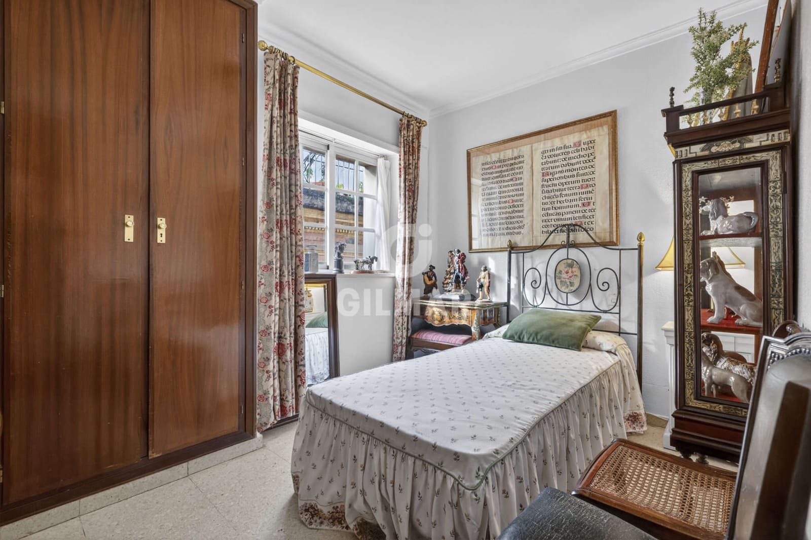 3 bedroom Flat for sale in Seville city with garage - € 950,000 (Ref: 9771007)