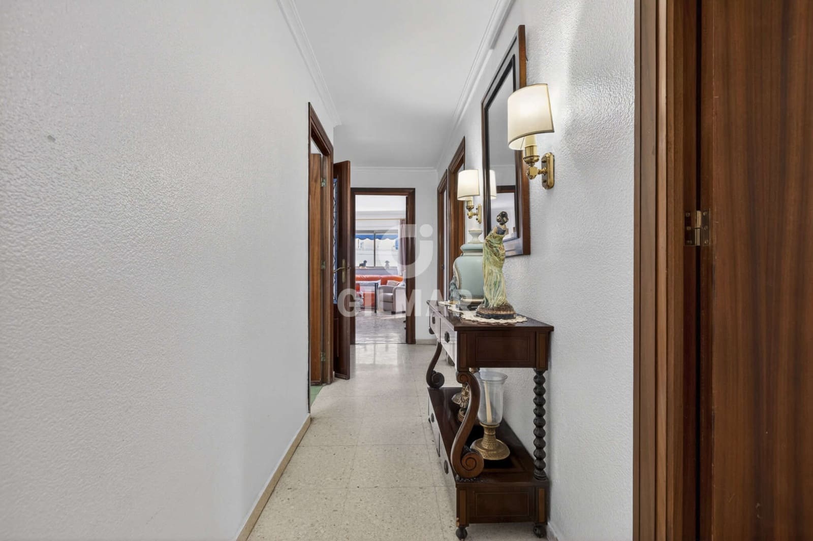 3 bedroom Flat for sale in Seville city with garage - € 950,000 (Ref: 9771007)