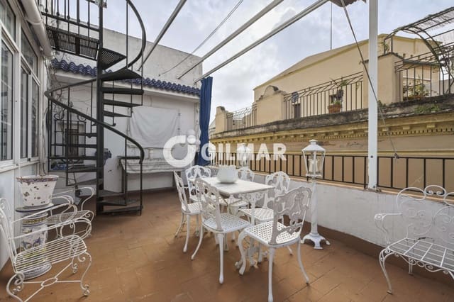 3 slaapkamer Penthouse te koop in San Bartolomé, Sevilla stad met garage - € 893.000 (Ref: 9771007)