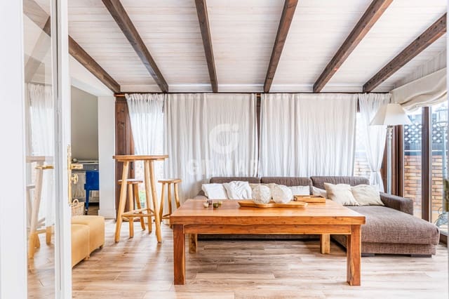 3 slaapkamer Flat te koop in Majadahonda met zwembad garage - € 790.000 (Ref: 9771008)