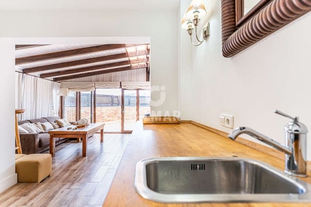 3 slaapkamer Flat te koop in Majadahonda met zwembad garage - € 790.000 (Ref: 9771008)