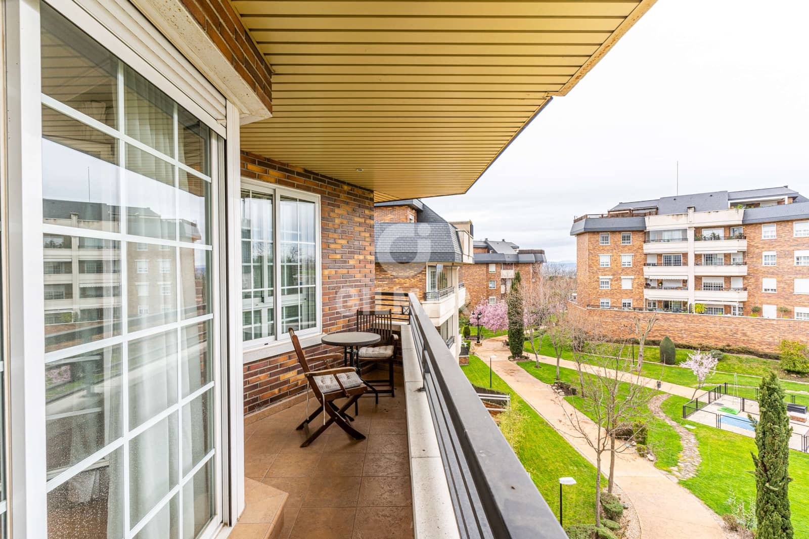 3 slaapkamer Flat te koop in Majadahonda met zwembad garage - € 790.000 (Ref: 9771008)