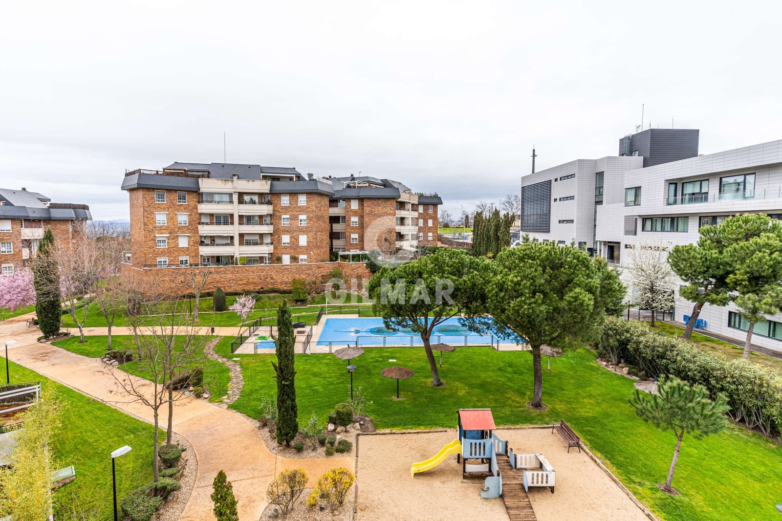3 slaapkamer Flat te koop in Majadahonda met zwembad garage - € 790.000 (Ref: 9771008)