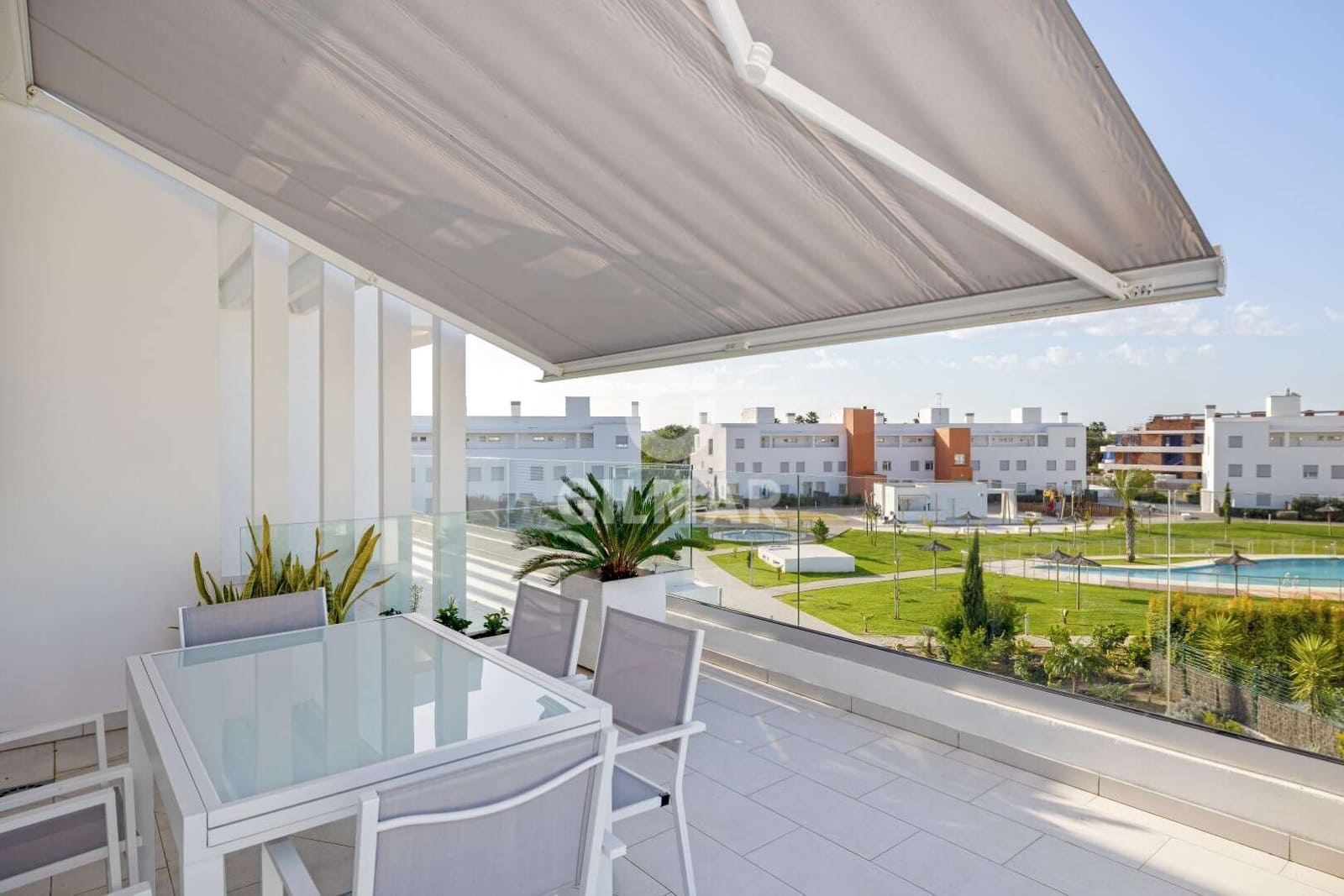 3 sovrum Lägenhet till salu i Chipiona med pool garage - 520 000 € (Ref: 9771876)