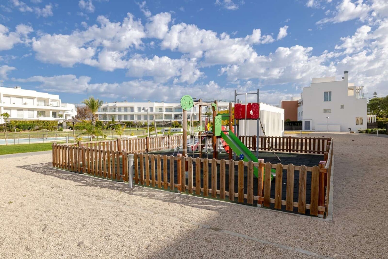 3 sovrum Lägenhet till salu i Chipiona med pool garage - 520 000 € (Ref: 9771876)