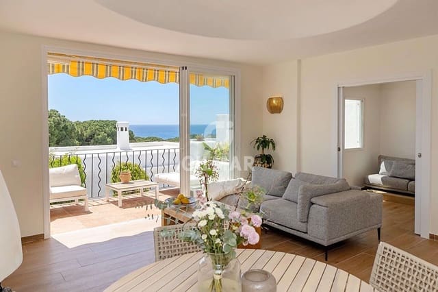 4 soverom Rekkehus til salgs i Cabopino, Marbella med svømmebasseng garasje - € 549 000 (Ref: 9772460)