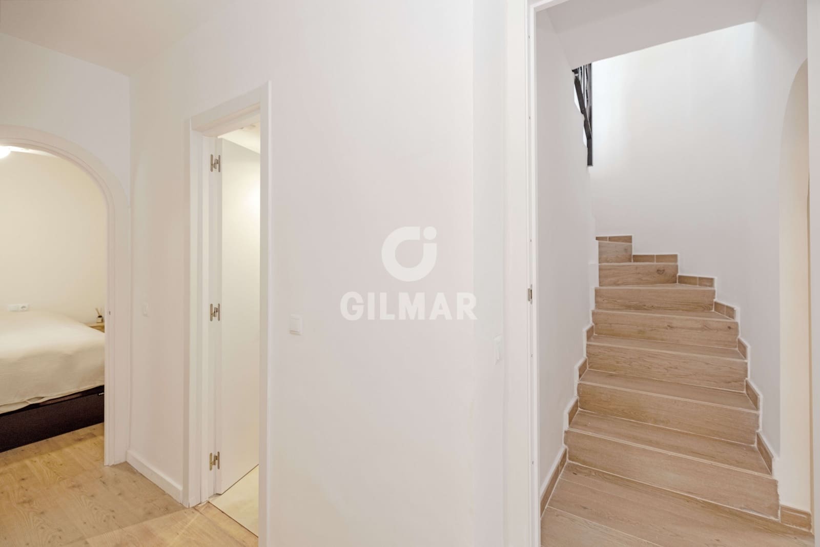 4 soverom Rekkehus til salgs i Cabopino med svømmebasseng garasje - € 549 000 (Ref: 9772460)