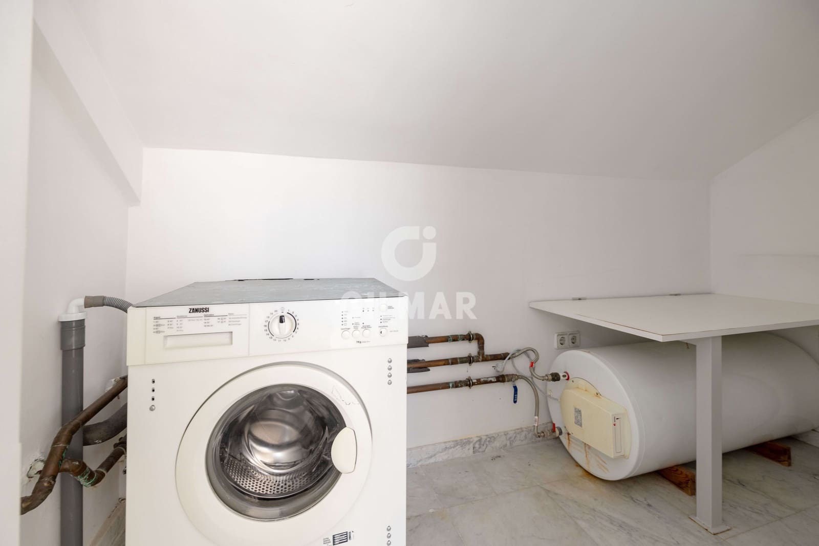 4 soverom Kjedet enebolig til salgs i Marbella med svømmebasseng garasje - € 795 000 (Ref: 9777125)