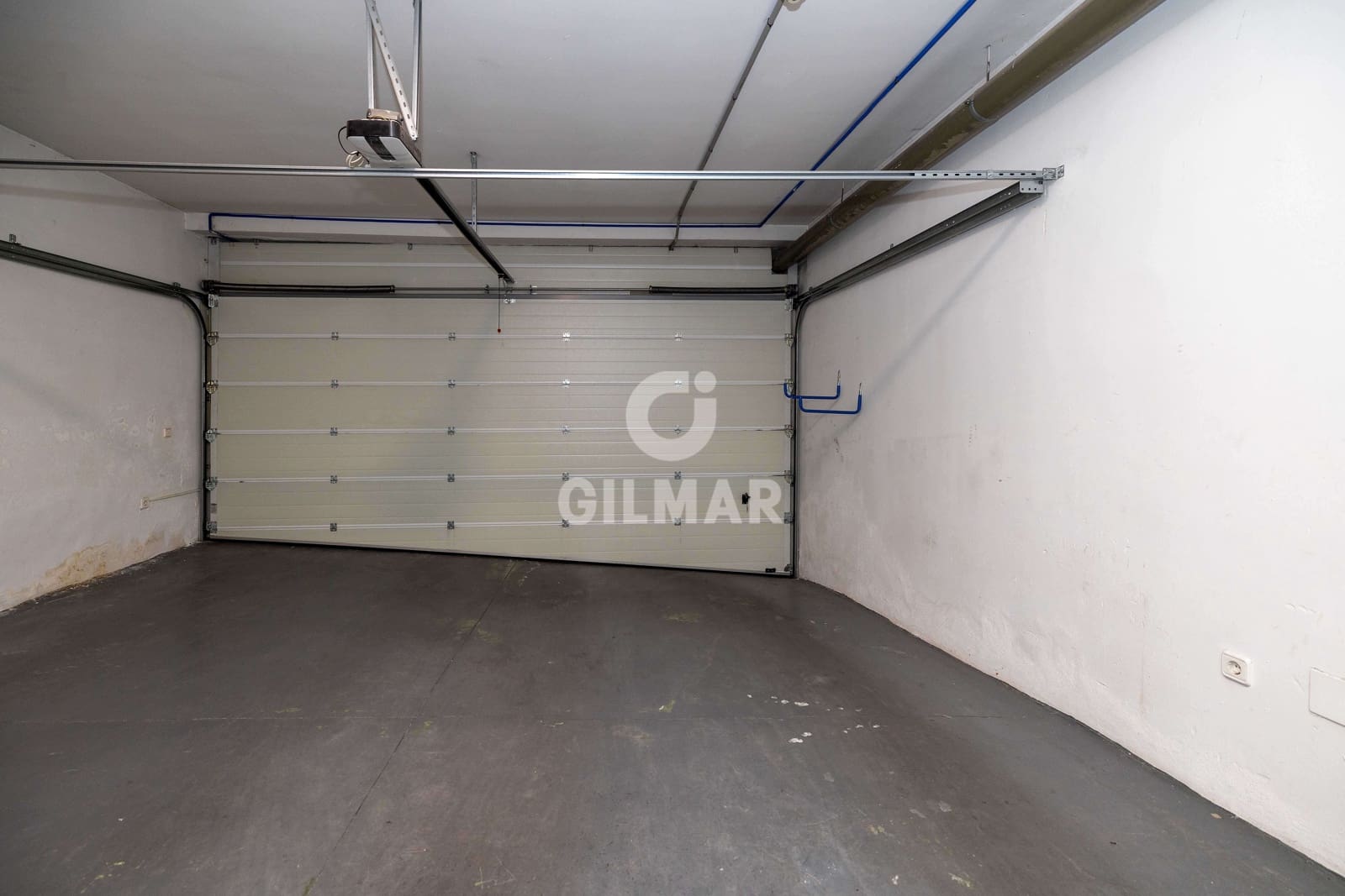 4 soverom Kjedet enebolig til salgs i Marbella med svømmebasseng garasje - € 795 000 (Ref: 9777125)