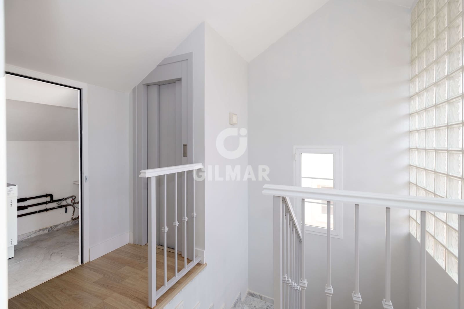 4 soverom Kjedet enebolig til salgs i Marbella med svømmebasseng garasje - € 795 000 (Ref: 9777125)