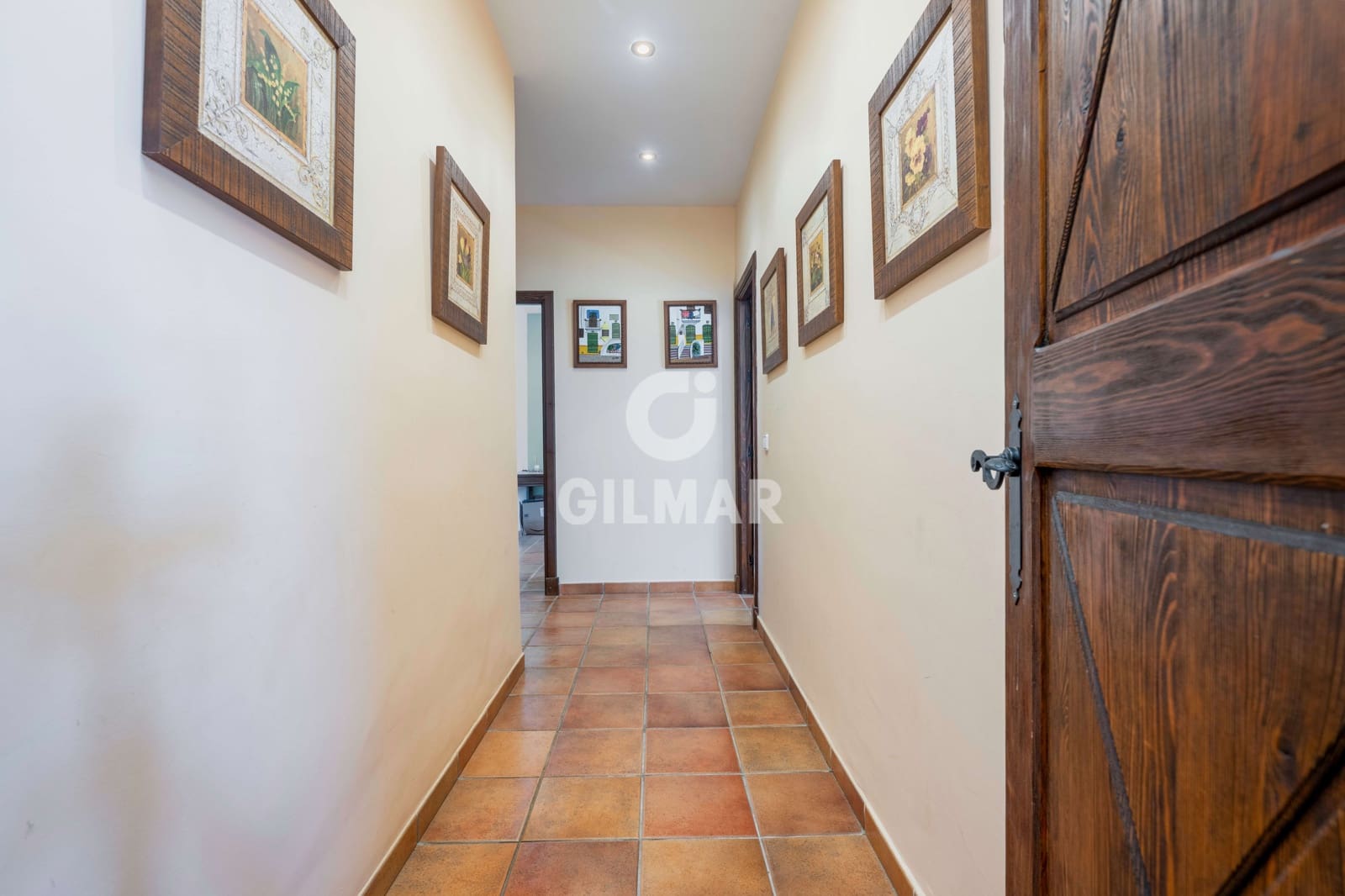 4 bedroom Villa for sale in Conil de la Frontera with pool - € 1,265,000 (Ref: 9777254)