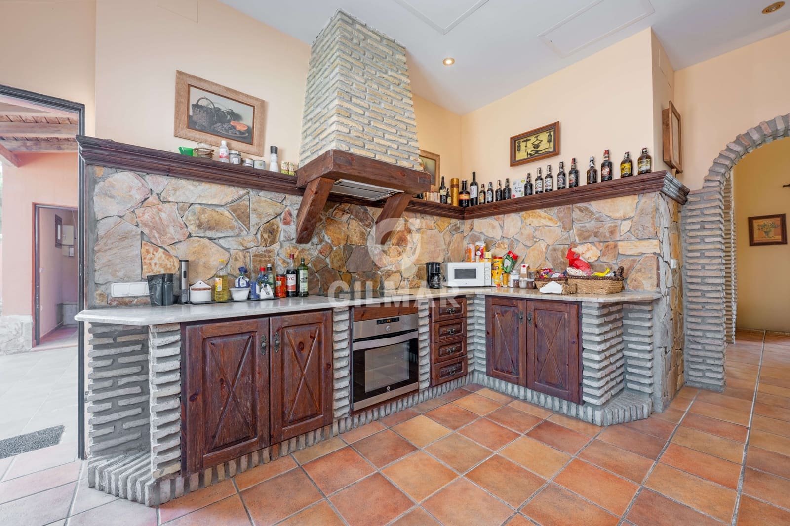 4 bedroom Villa for sale in Conil de la Frontera with pool - € 1,265,000 (Ref: 9777254)