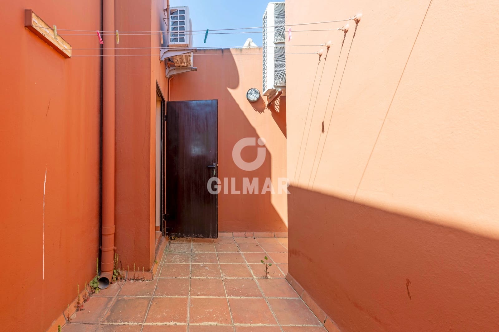 4 bedroom Villa for sale in Conil de la Frontera with pool - € 1,265,000 (Ref: 9777254)