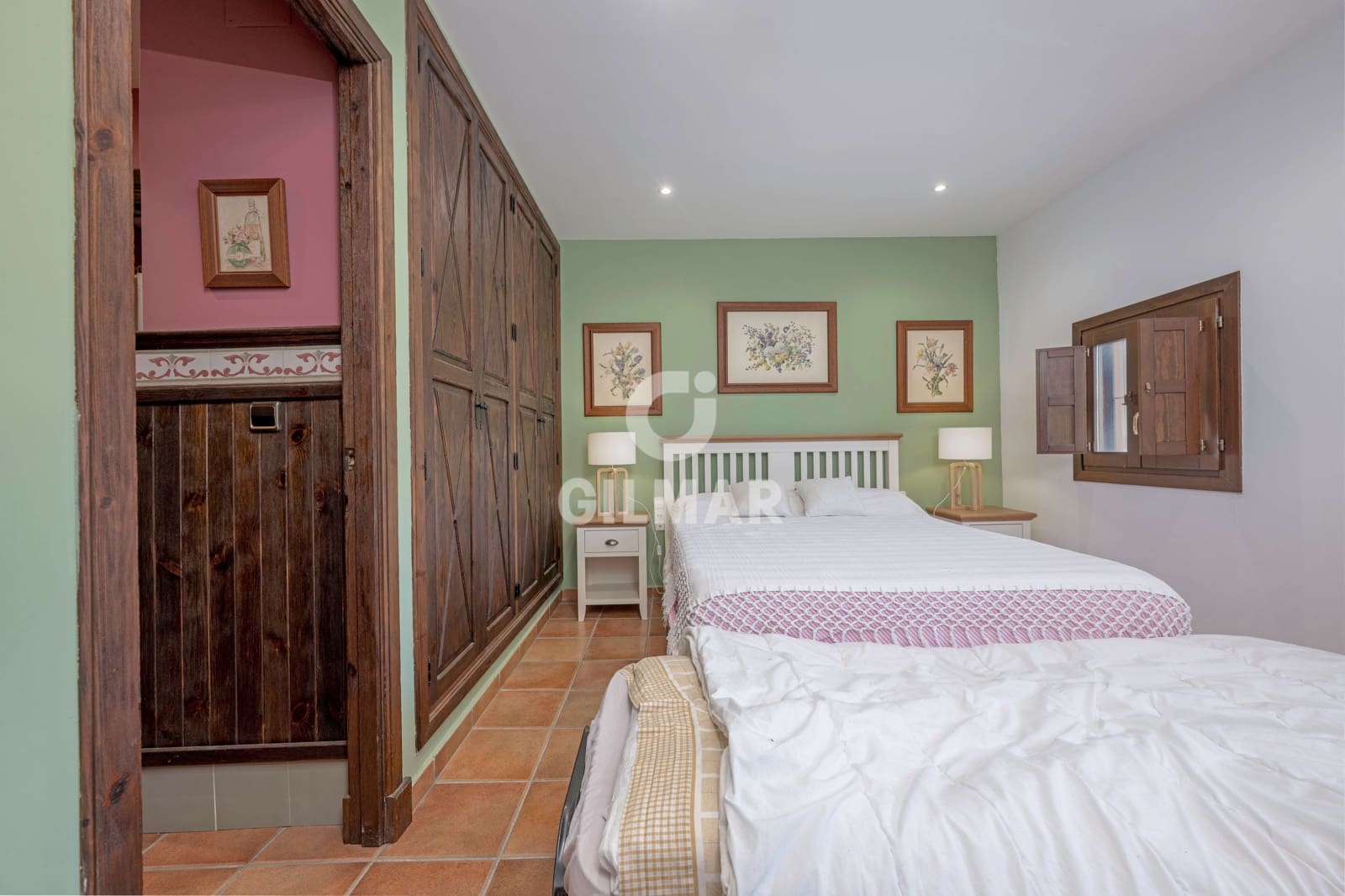 4 bedroom Villa for sale in Conil de la Frontera with pool - € 1,265,000 (Ref: 9777254)