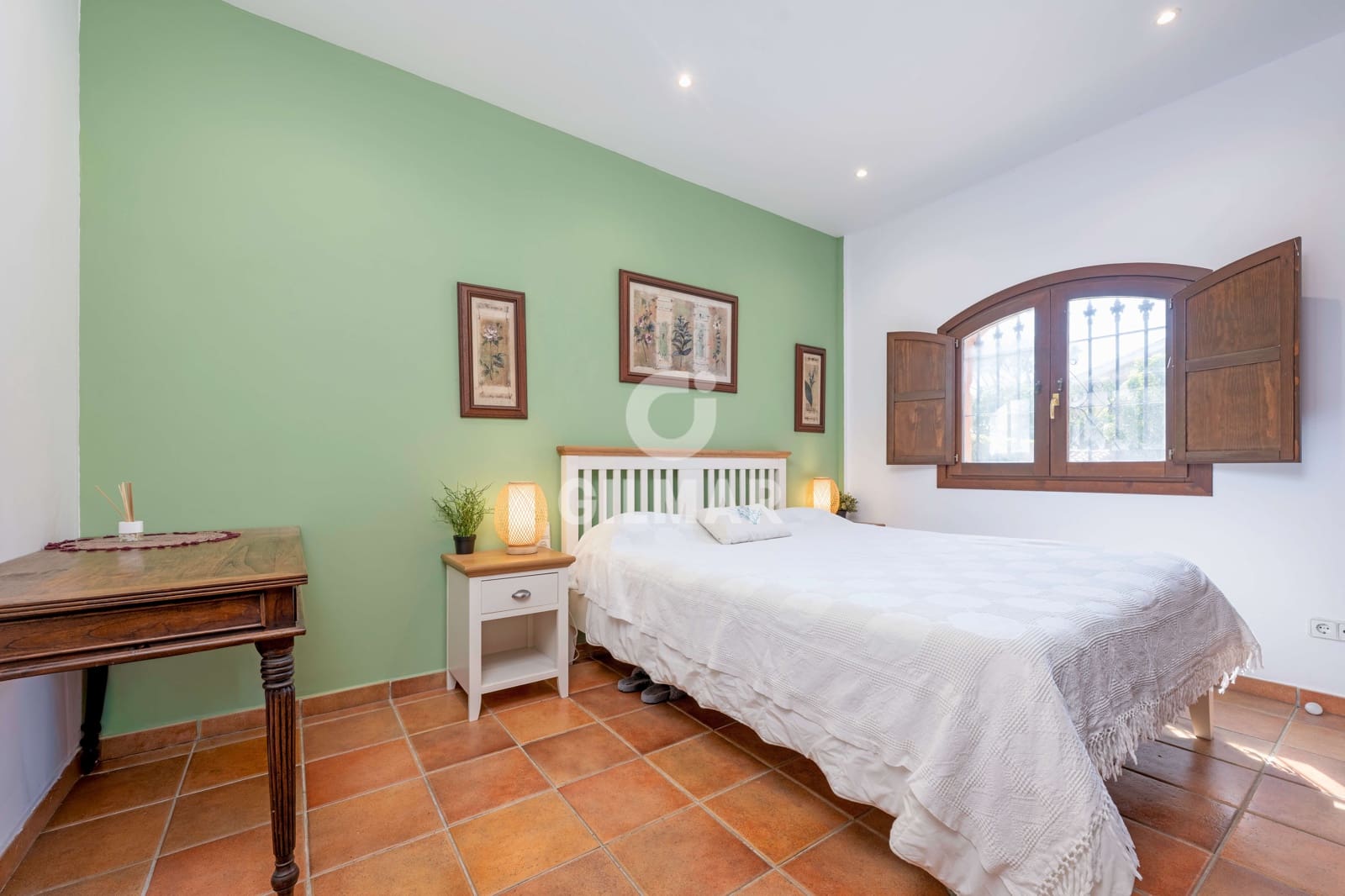 4 bedroom Villa for sale in Conil de la Frontera with pool - € 1,265,000 (Ref: 9777254)