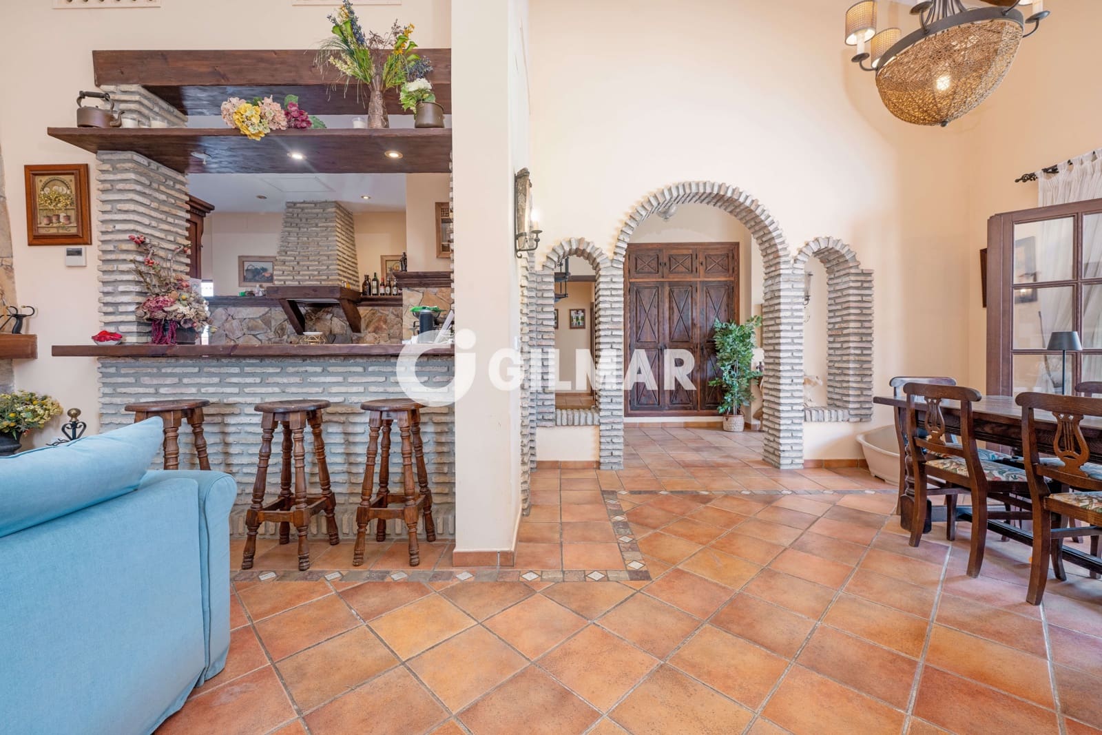 4 bedroom Villa for sale in Conil de la Frontera with pool - € 1,265,000 (Ref: 9777254)