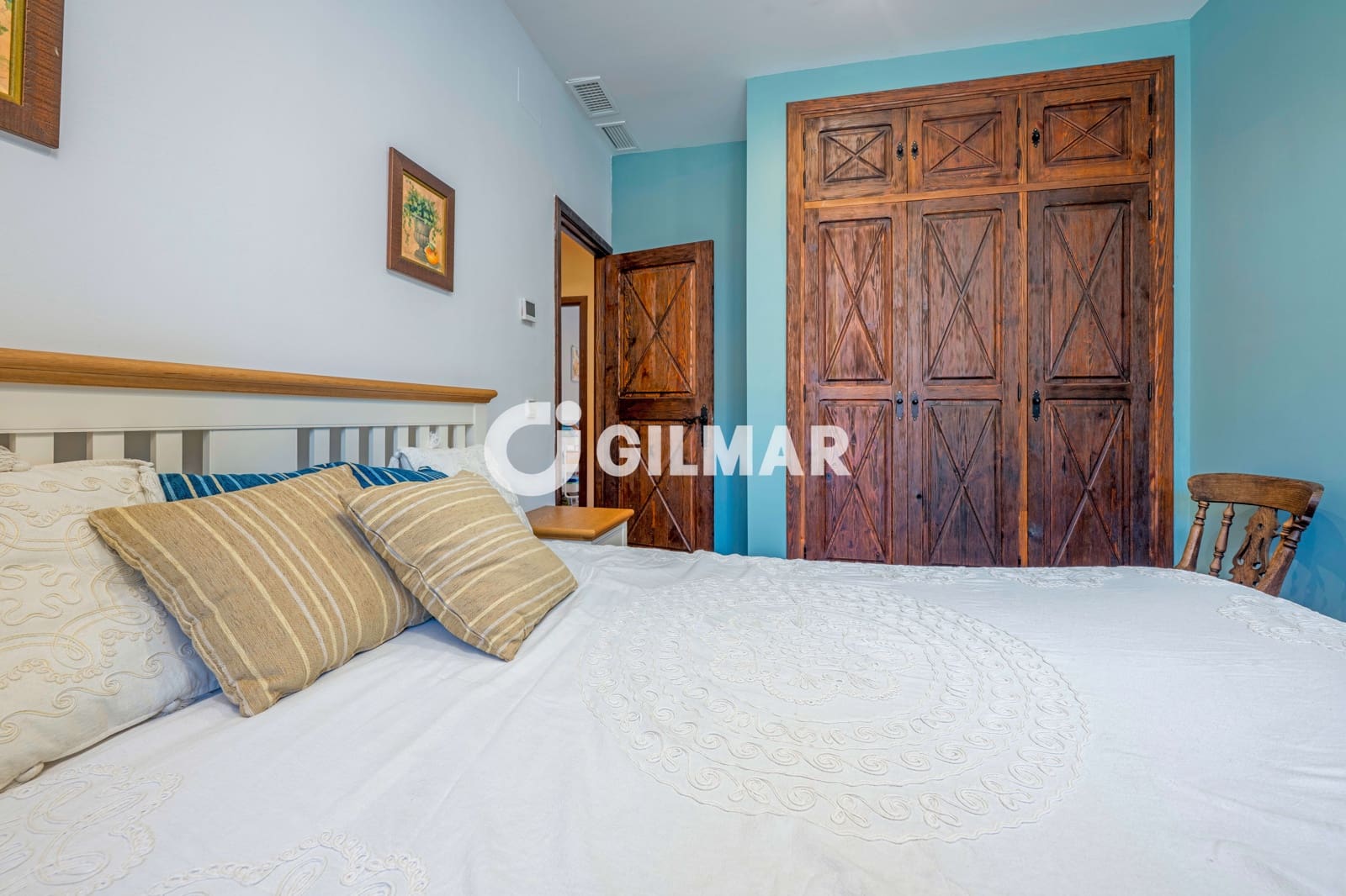 4 bedroom Villa for sale in Conil de la Frontera with pool - € 1,265,000 (Ref: 9777254)
