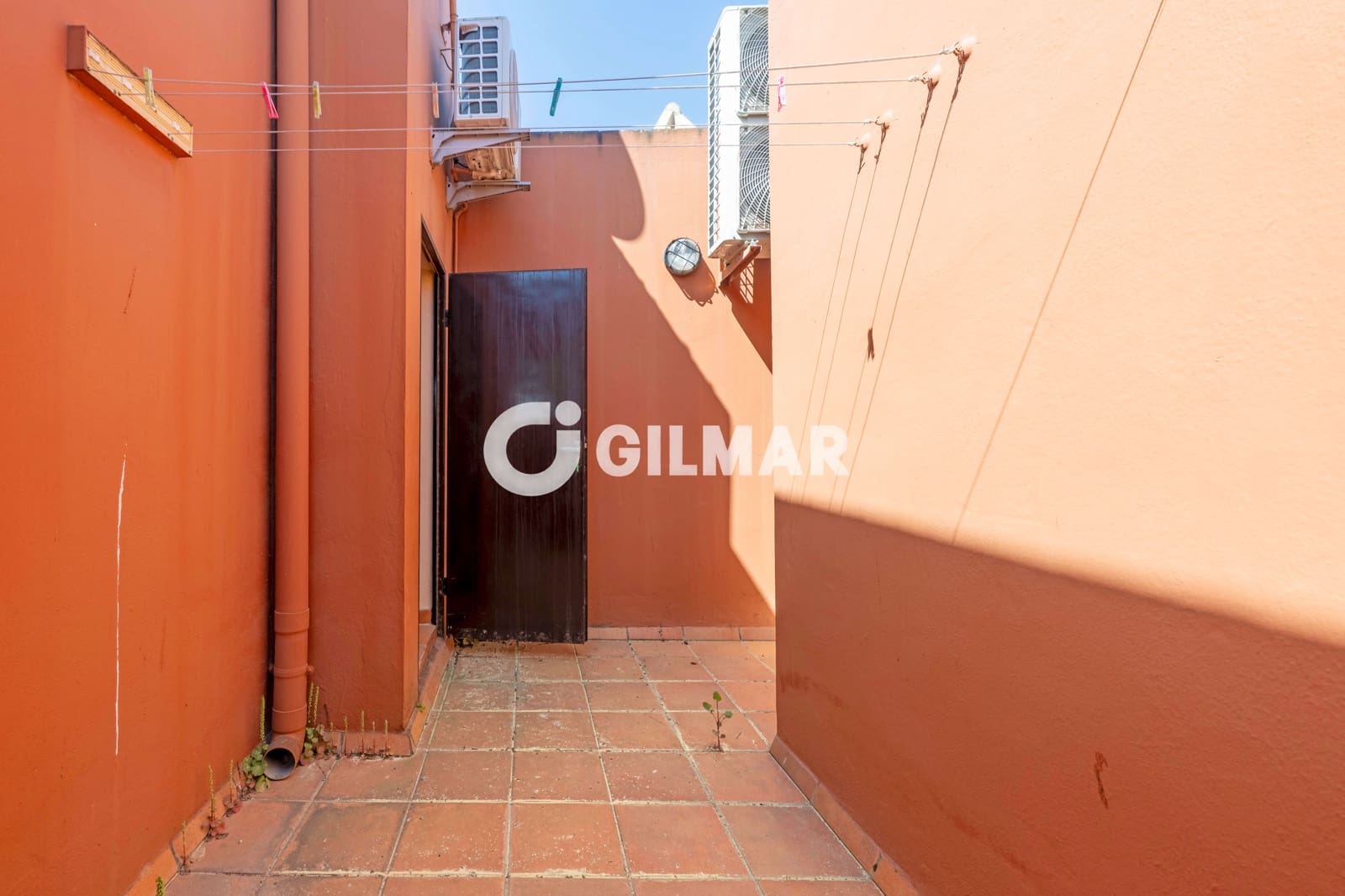 4 bedroom Villa for sale in Conil de la Frontera with pool - € 1,265,000 (Ref: 9777254)
