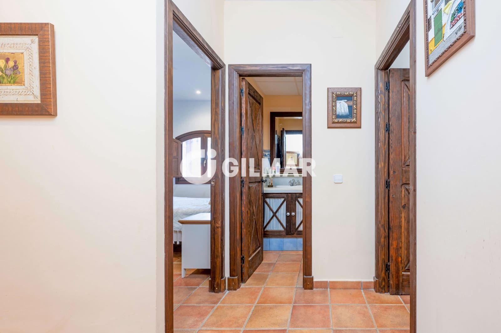 4 bedroom Villa for sale in Conil de la Frontera with pool - € 1,265,000 (Ref: 9777254)