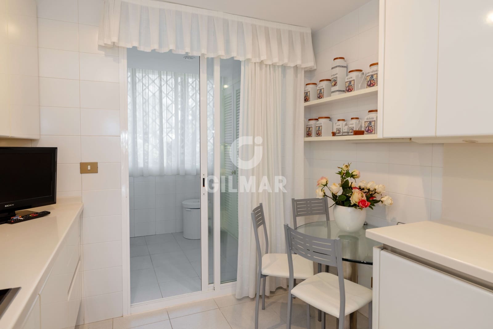 3 sypialnia Mieszkanie na sprzedaż w Puerto Banus z basenem garażem - 4 150 000 € (Ref: 9777256)