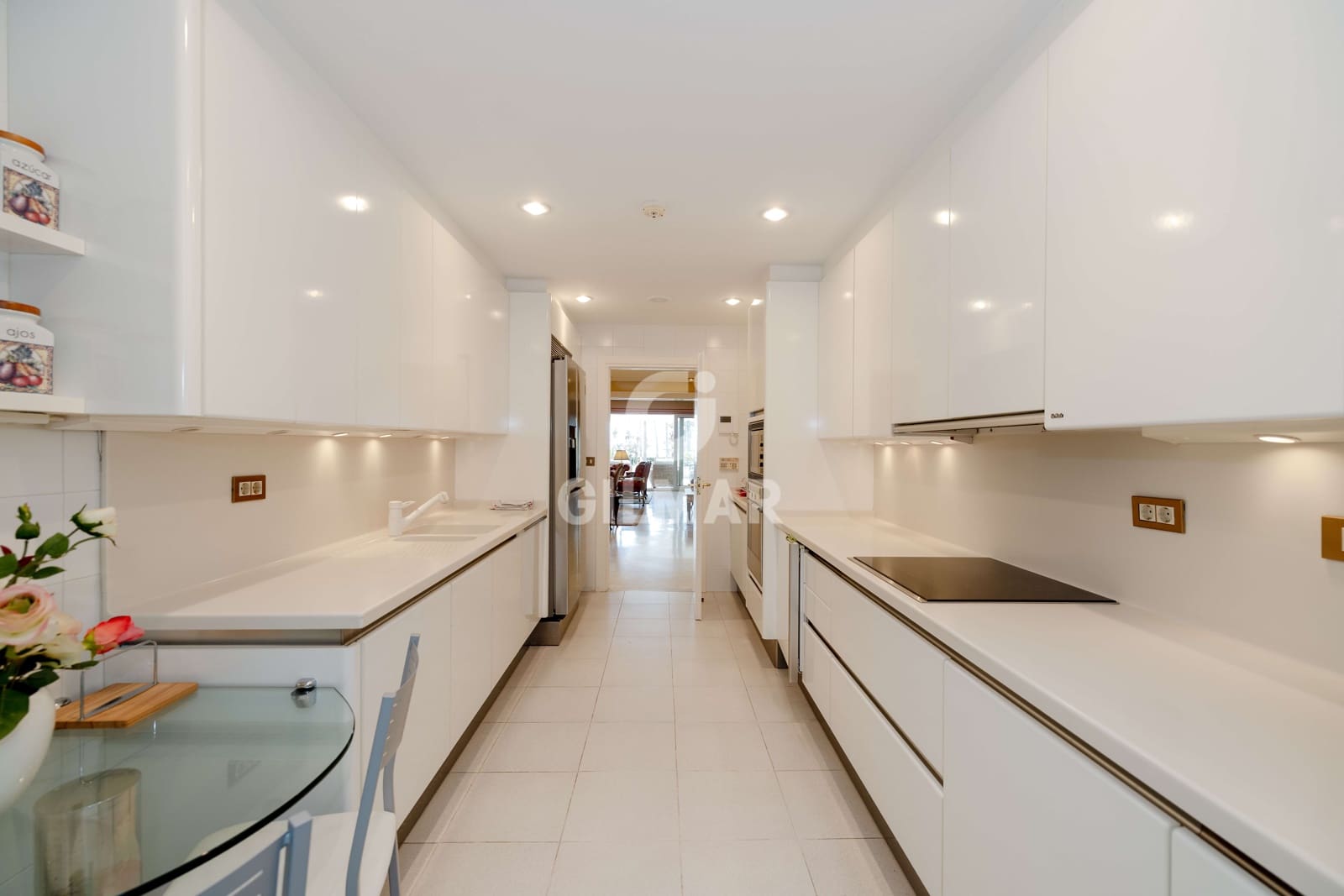 3 sypialnia Mieszkanie na sprzedaż w Puerto Banus z basenem garażem - 4 150 000 € (Ref: 9777256)