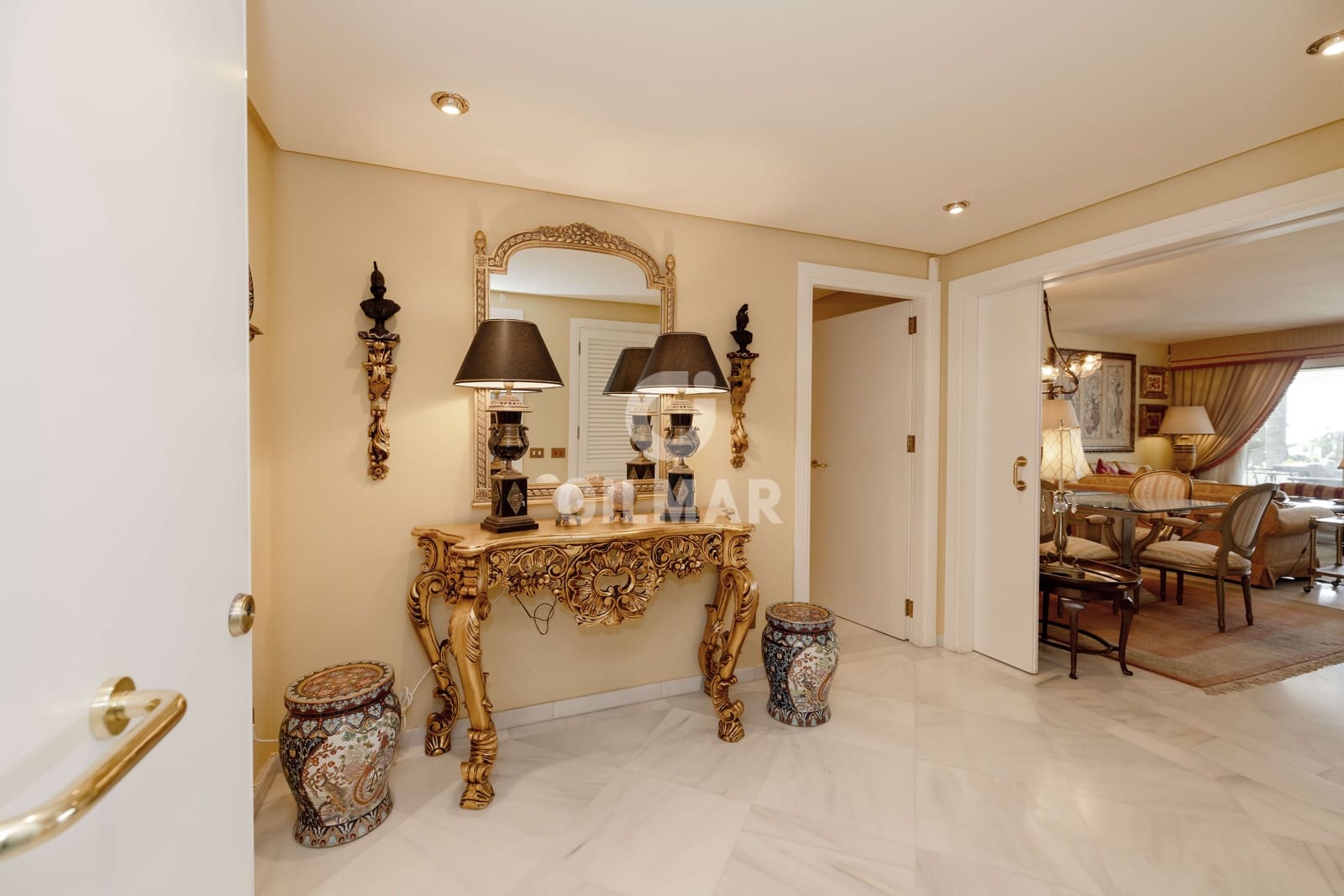 3 sypialnia Mieszkanie na sprzedaż w Puerto Banus z basenem garażem - 4 150 000 € (Ref: 9777256)