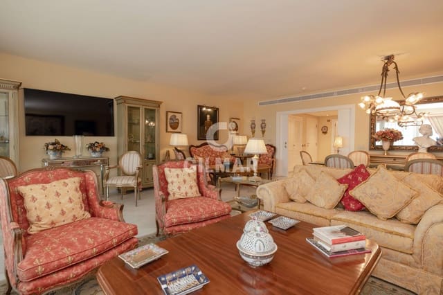 3 chambre Appartement à vendre à Puerto Banus, Marbella avec piscine garage - 4 150 000 € (Ref: 9777256)