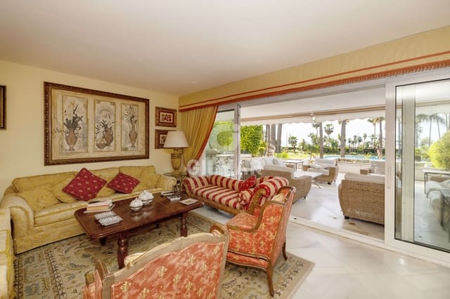 3 chambre Appartement à vendre à Puerto Banus, Marbella avec piscine garage - 4 150 000 € (Ref: 9777256)