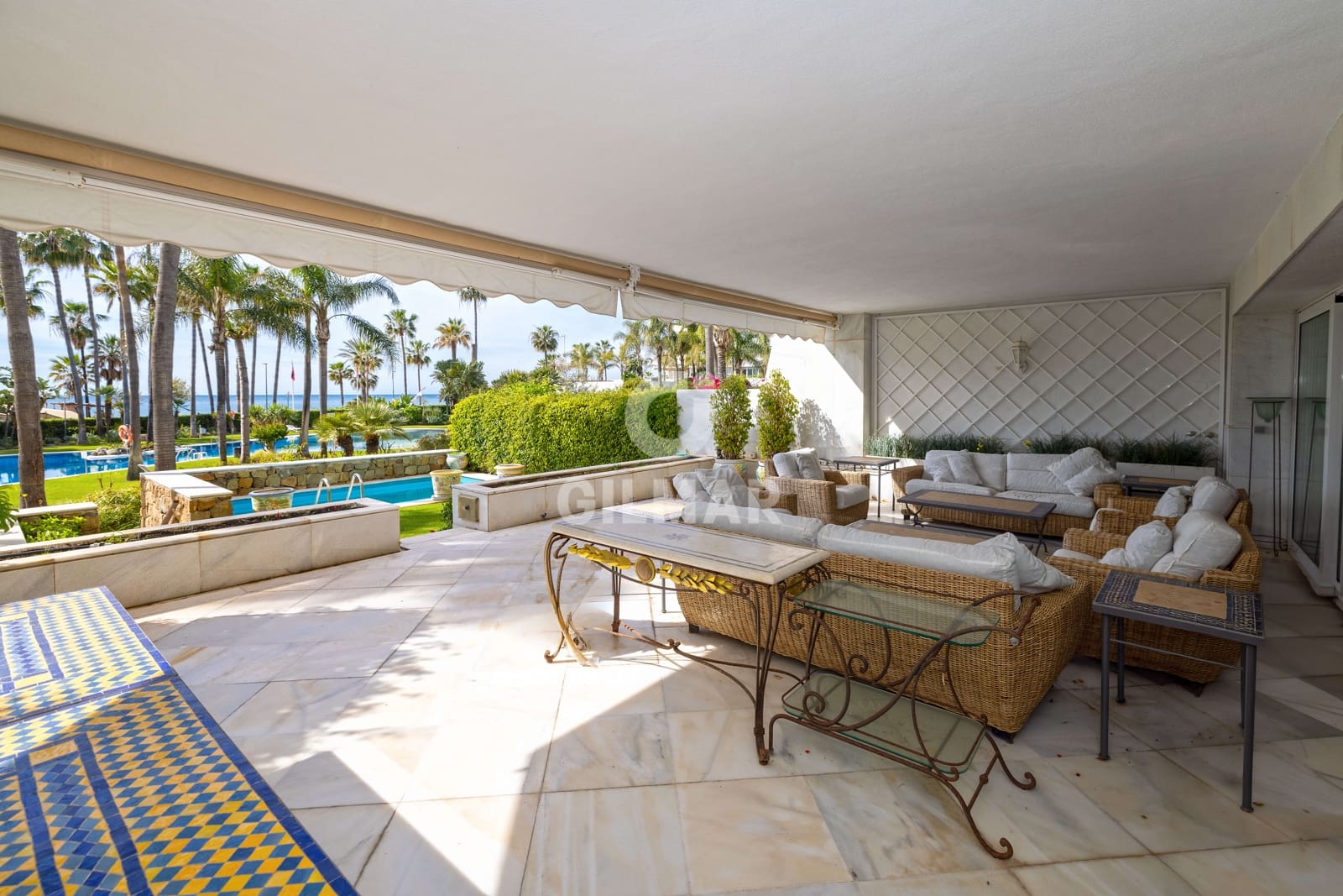 3 sypialnia Mieszkanie na sprzedaż w Puerto Banus z basenem garażem - 4 150 000 € (Ref: 9777256)