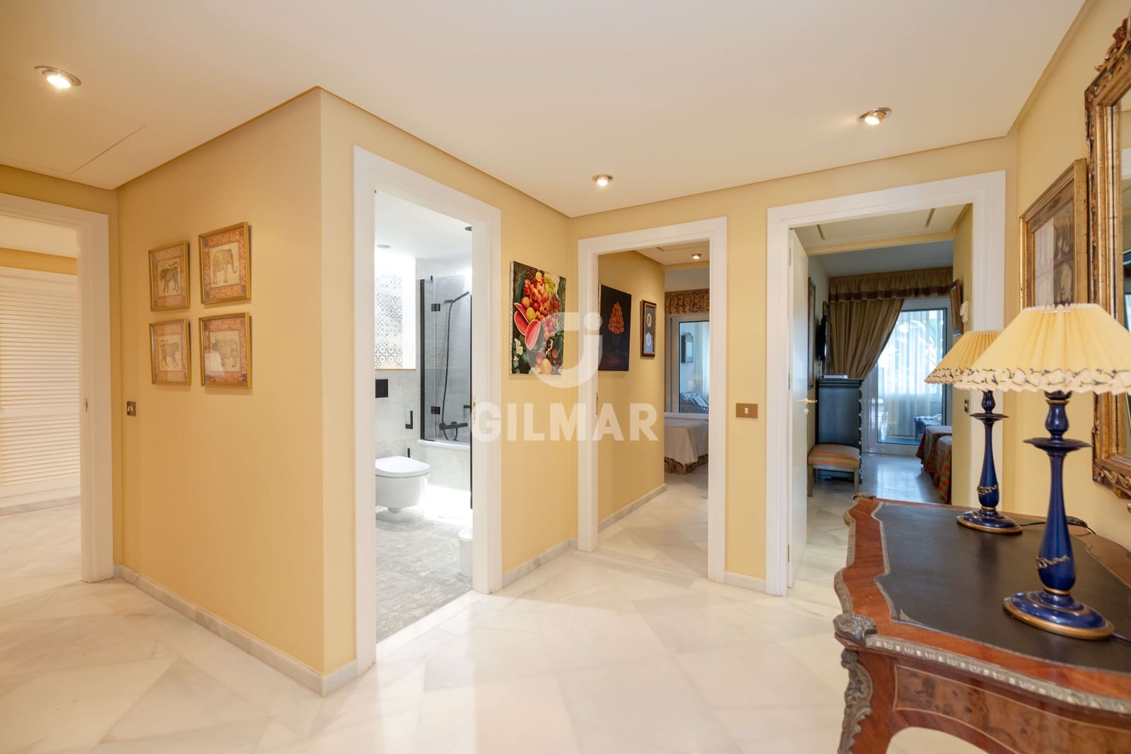 3 sypialnia Mieszkanie na sprzedaż w Puerto Banus z basenem garażem - 4 150 000 € (Ref: 9777256)