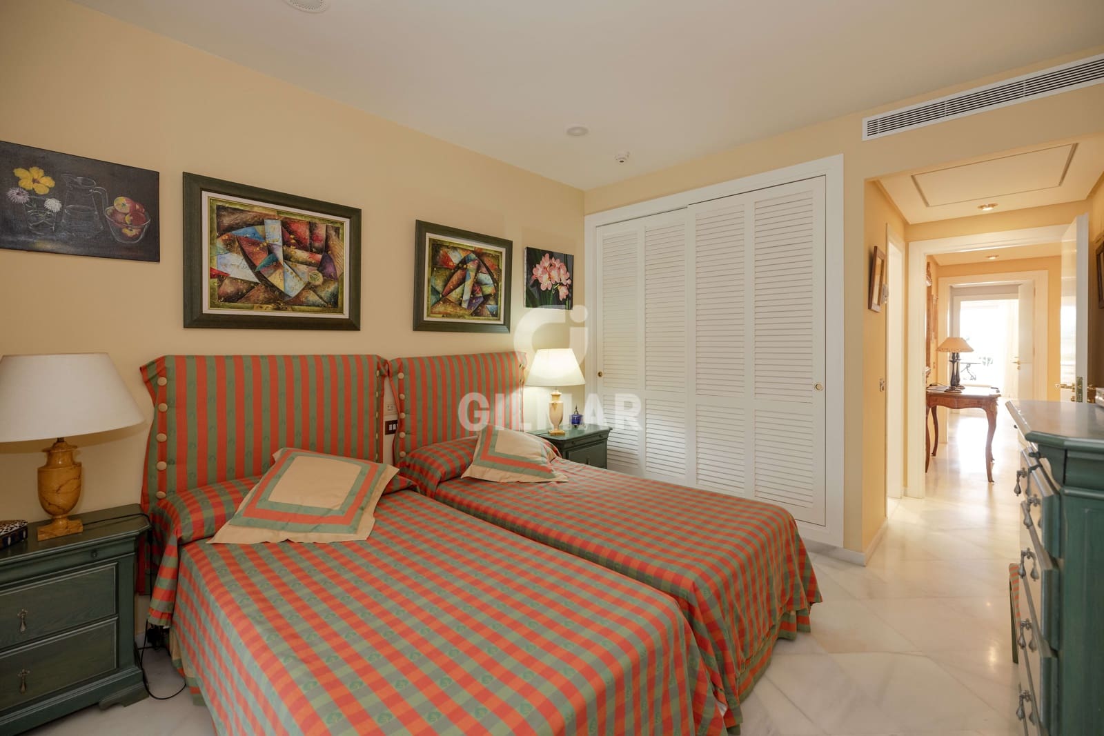 3 sypialnia Mieszkanie na sprzedaż w Puerto Banus z basenem garażem - 4 150 000 € (Ref: 9777256)