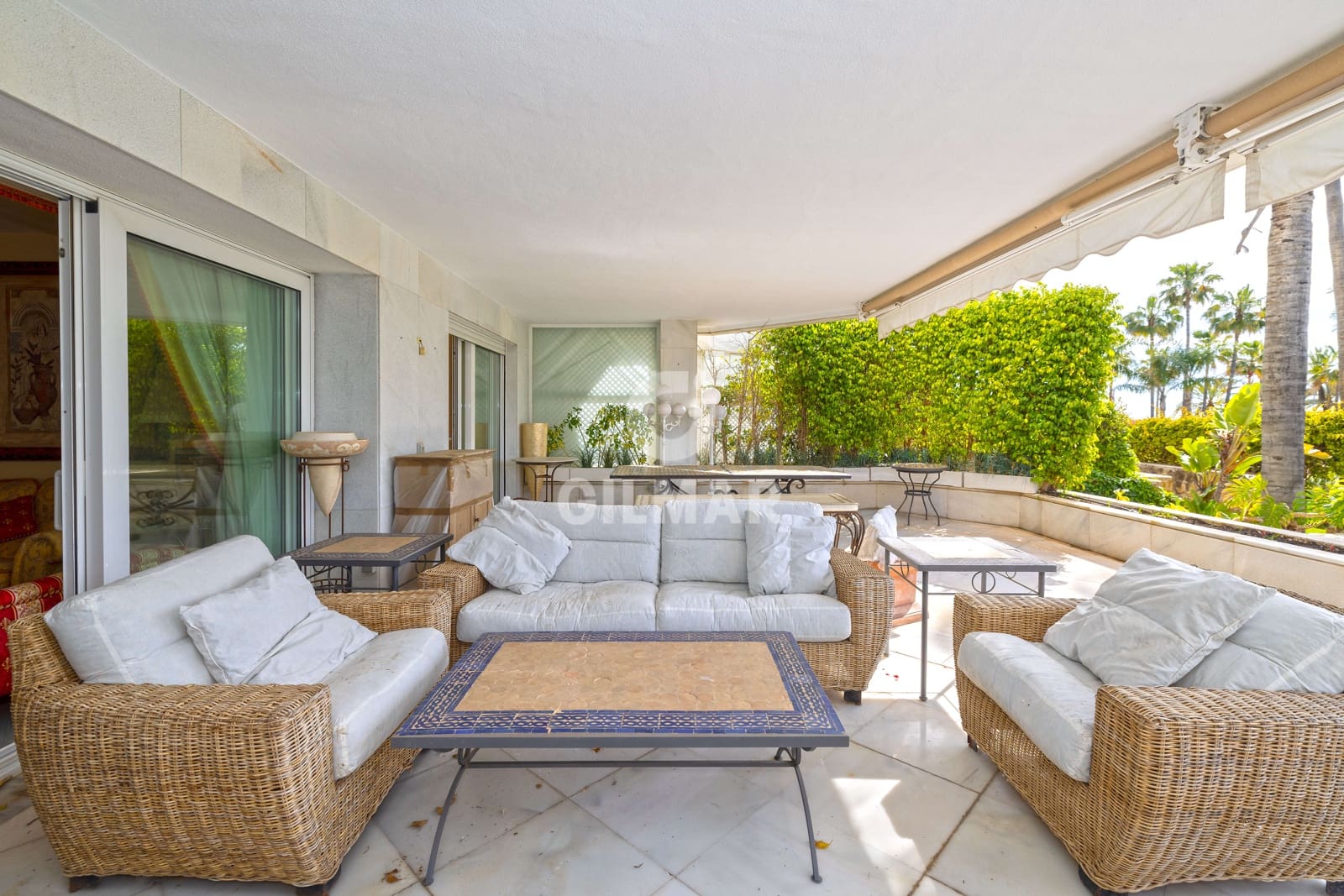 3 sypialnia Mieszkanie na sprzedaż w Puerto Banus z basenem garażem - 4 150 000 € (Ref: 9777256)