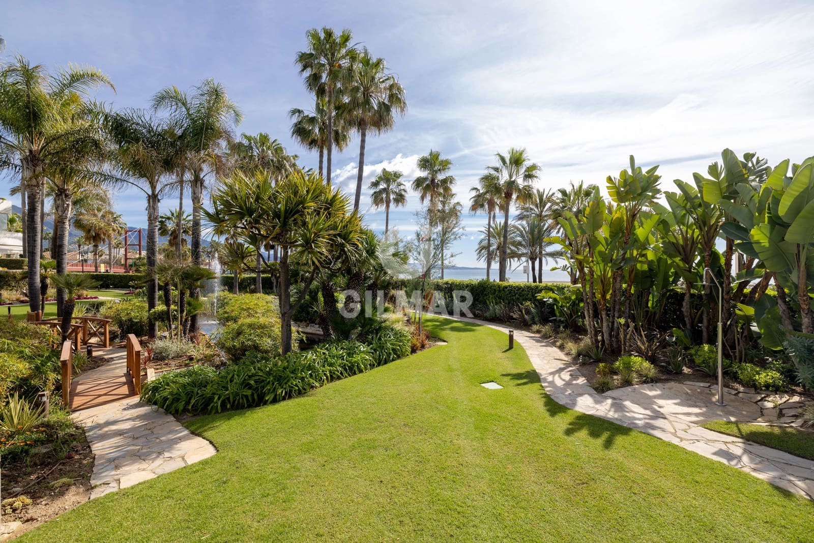 3 sypialnia Mieszkanie na sprzedaż w Puerto Banus z basenem garażem - 4 150 000 € (Ref: 9777256)