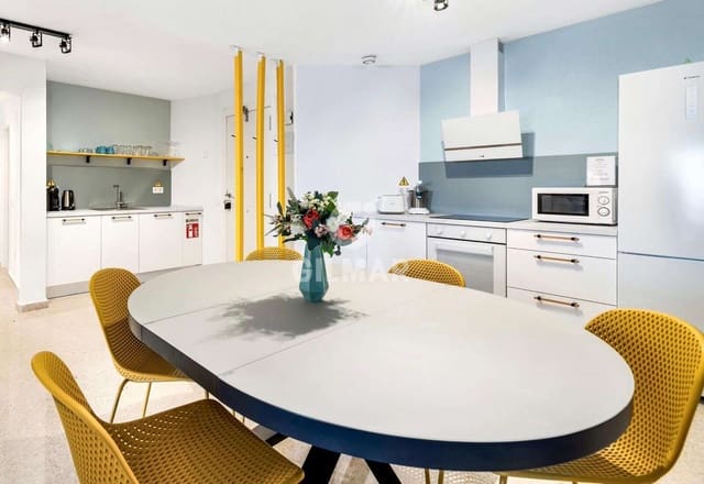 4 soveværelse Lejlighed til salg i Casco Antiguo, Marbella med swimmingpool garage - € 745.000 (Ref: 9778900)