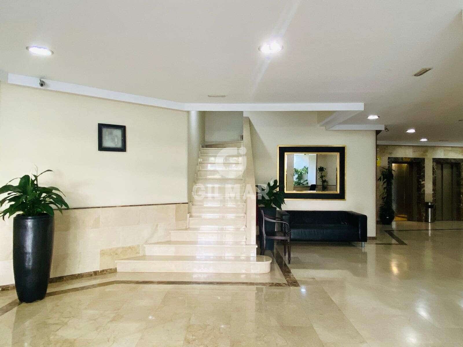 4 soverom Leilighet til salgs i Marbella med svømmebasseng garasje - € 745 000 (Ref: 9778900)