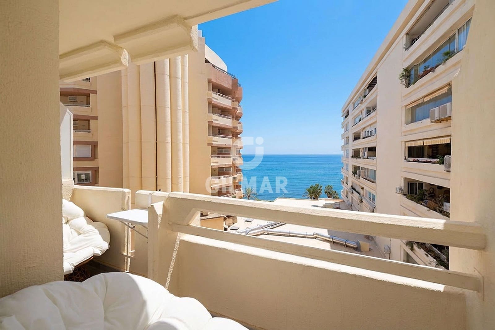 4 sypialnia Mieszkanie na sprzedaż w Marbella z basenem garażem - 745 000 € (Ref: 9778900)