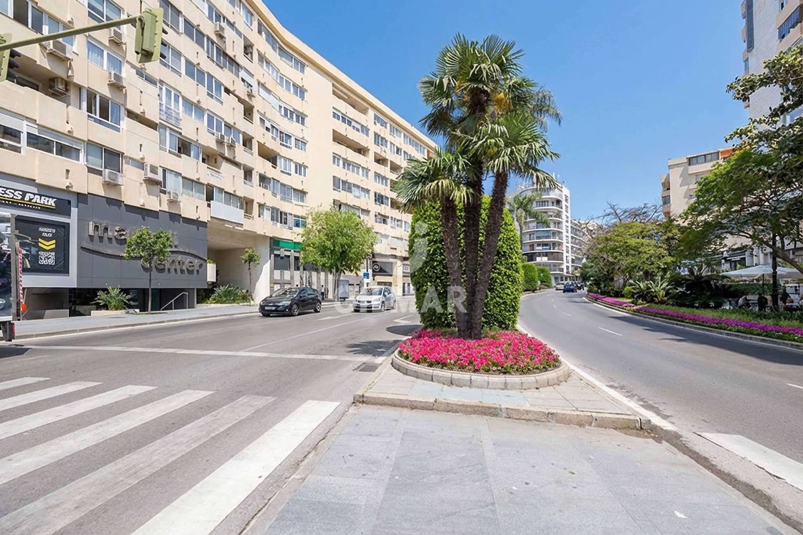 4 sypialnia Mieszkanie na sprzedaż w Marbella z basenem garażem - 745 000 € (Ref: 9778900)